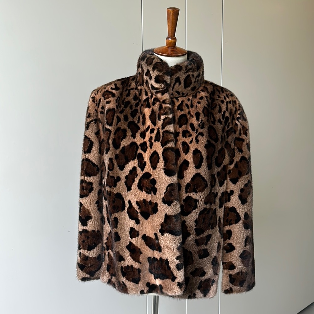 Wolfie Fur Cape Mink